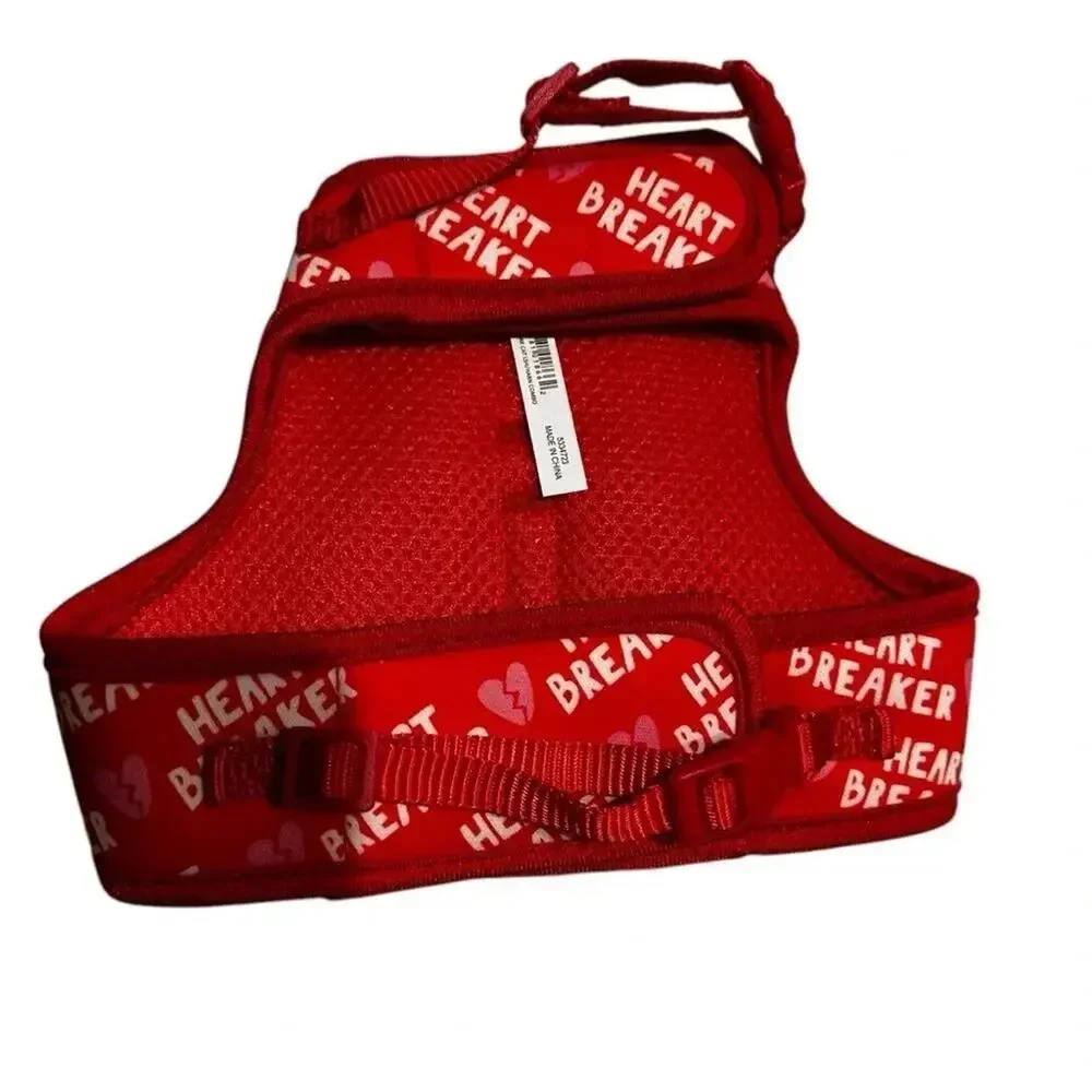 NWT Cat Harness and Leash Valentine’s Day